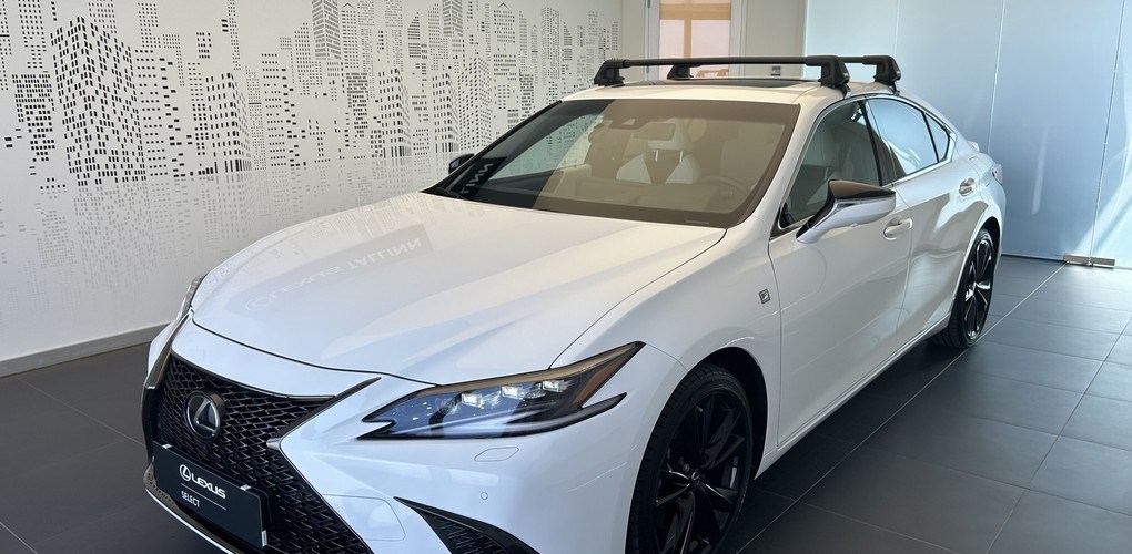 Lexus ES 300h F Sport S